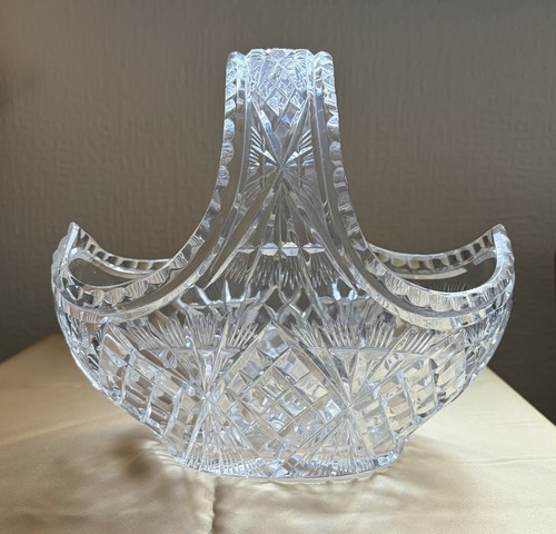 Vintage large crystal basket - large,